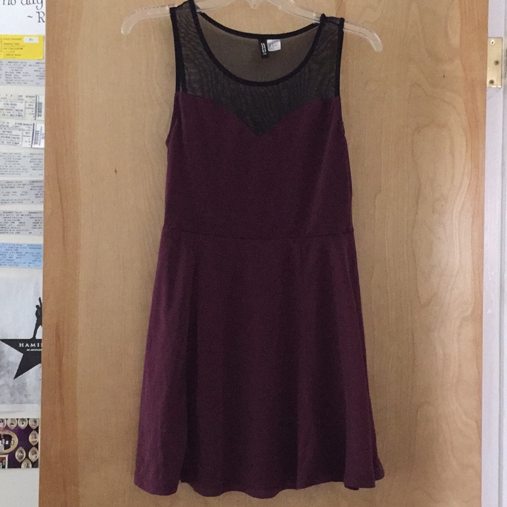 H&M maroon dress size small